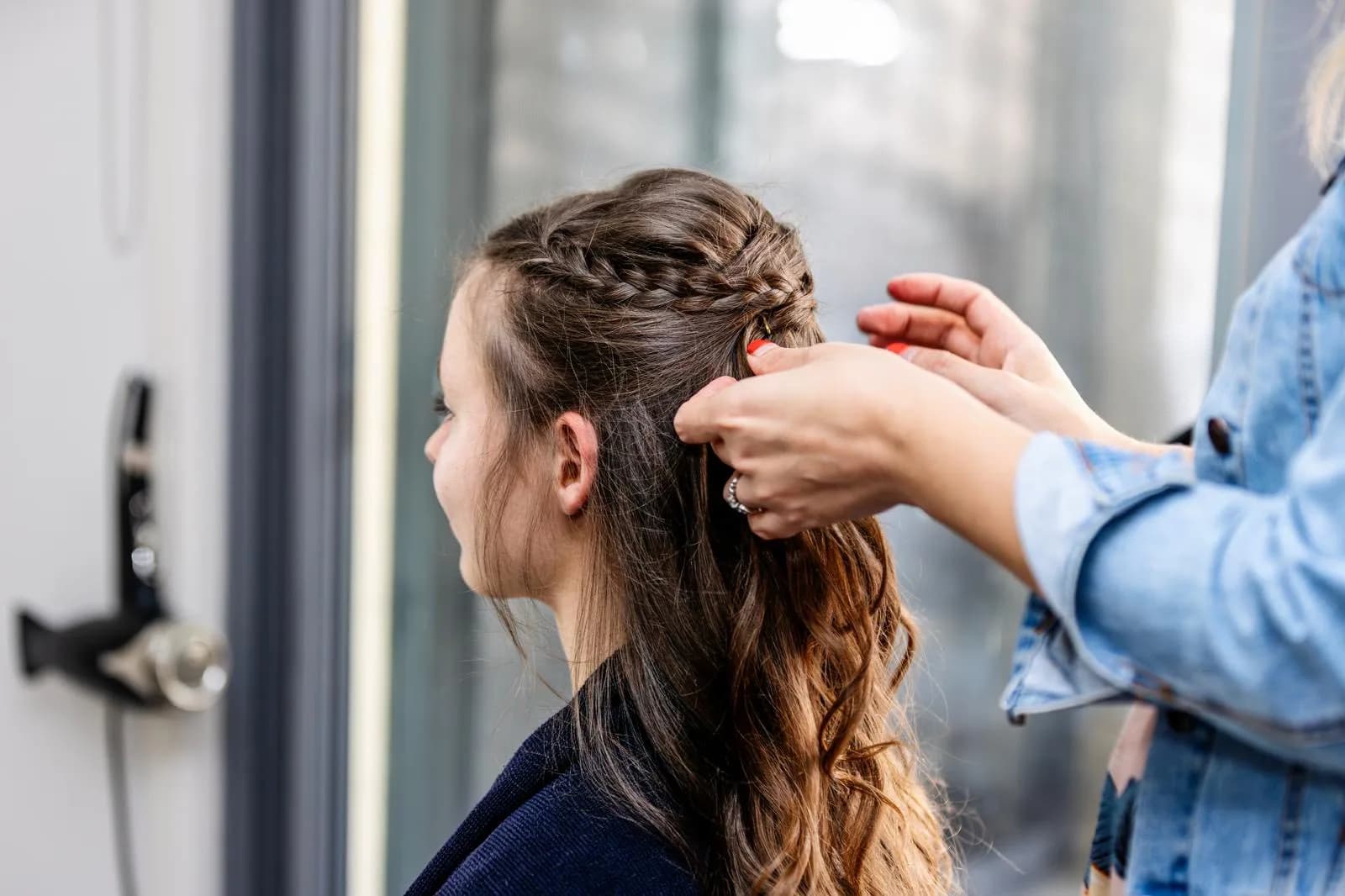 Haircut & Style